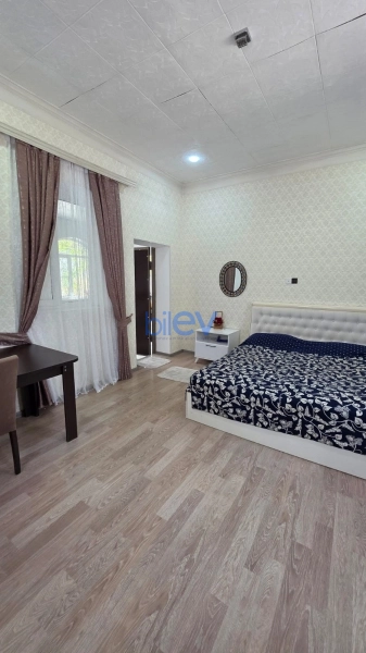 Günlük Kirayə 4 otaqlı Bağ evi  200m², Bakı