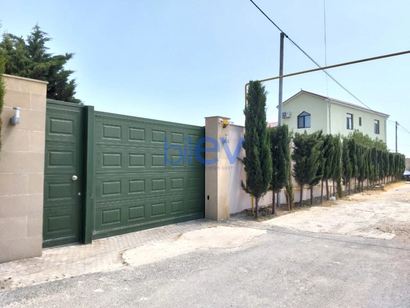 Aylıq Kirayə 6 otaqlı Bağ evi  300m², Bakı