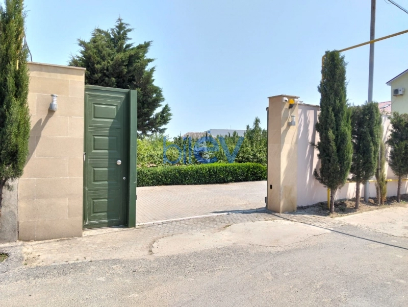 Aylıq Kirayə 6 otaqlı Bağ evi  300m², Bakı