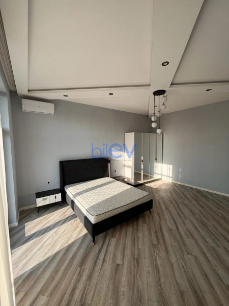 Aylıq Kirayə 5 otaqlı Bağ evi  250m², Bakı