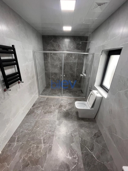 Aylıq Kirayə 4 otaqlı Bağ evi  250m², Bakı
