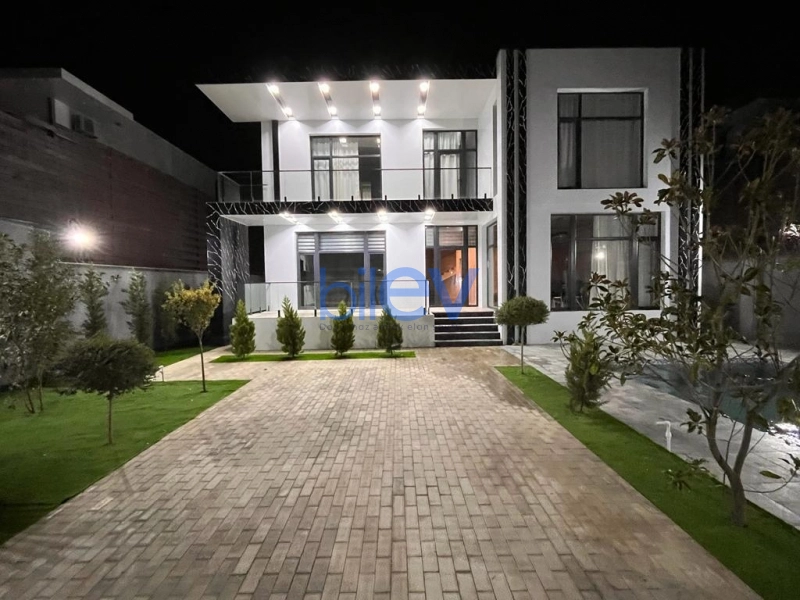 Aylıq Kirayə 4 otaqlı Bağ evi  250m², Bakı