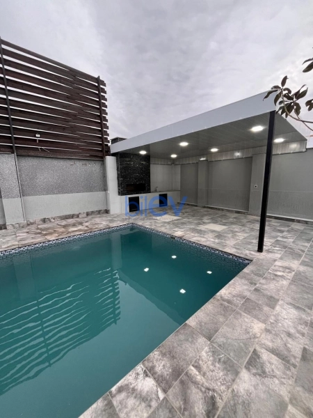 Aylıq Kirayə 4 otaqlı Bağ evi  250m², Bakı