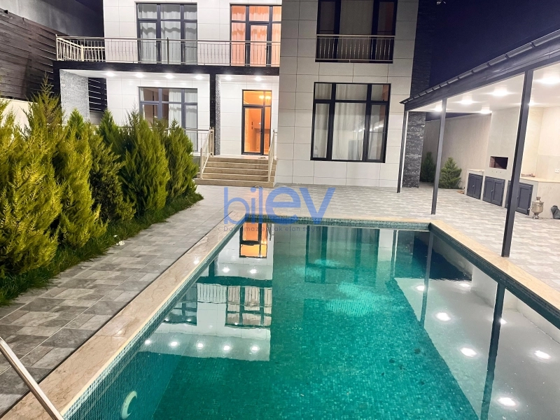 Aylıq Kirayə 5 otaqlı Bağ evi  250m², Bakı