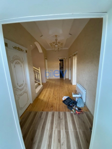 Aylıq Kirayə 7 otaqlı Bağ evi  350m², Bakı