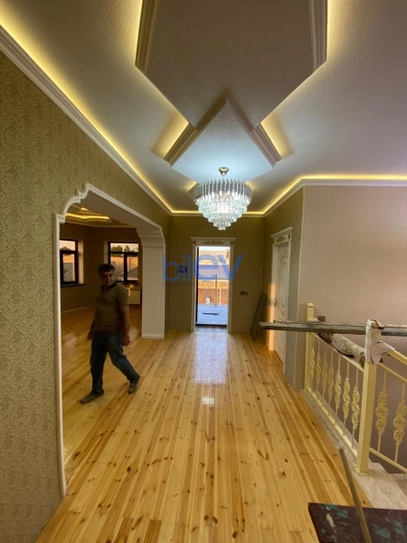 Aylıq Kirayə 7 otaqlı Bağ evi  350m², Bakı