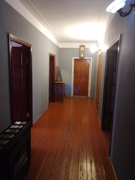 Satış 5 otaqlı Köhnə Tikili  100m², Bakı