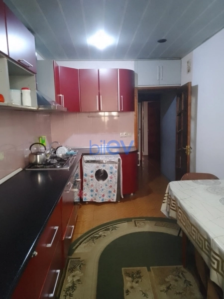 Satış 5 otaqlı Köhnə Tikili  100m², Bakı