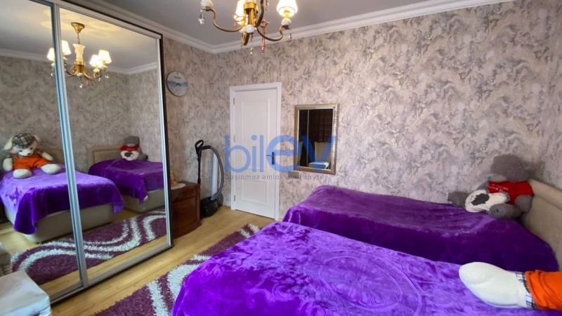 Satış 5 otaqlı Həyət evi  180m², Bakı