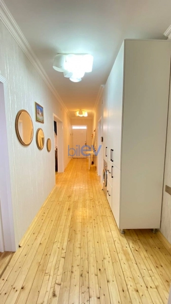 Satış 5 otaqlı Həyət evi  180m², Bakı
