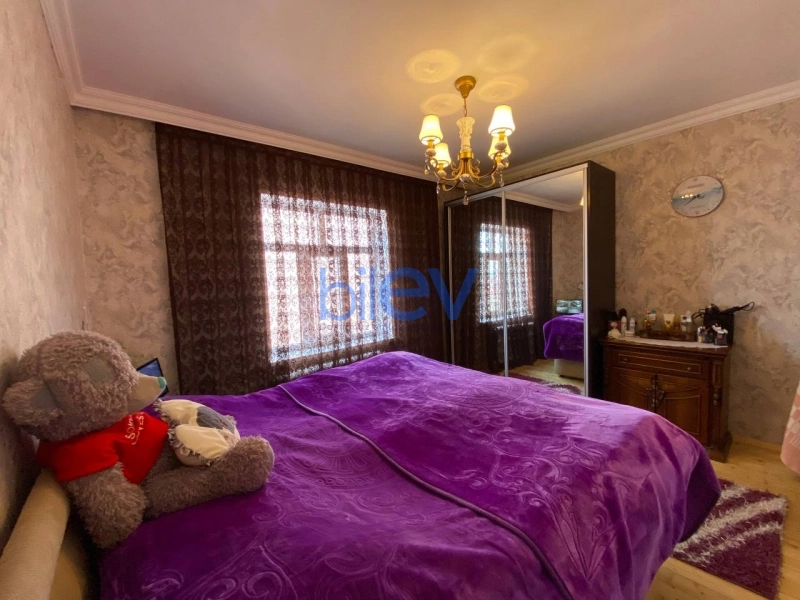 Satış 5 otaqlı Həyət evi  180m², Bakı