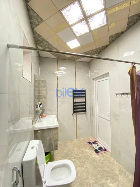 Satış 5 otaqlı Həyət evi  180m², Bakı