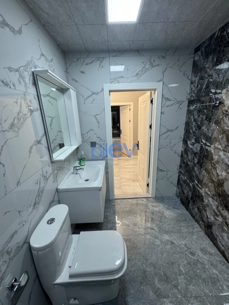 Aylıq Kirayə 2 otaqlı Yeni Tikili bina evi  84m², Bakı