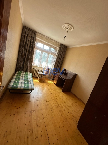 Aylıq Kirayə 3 otaqlı Köhnə Tikili bina evi  70m², Bakı
