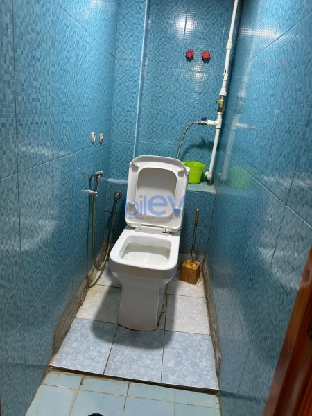 Aylıq Kirayə 3 otaqlı Köhnə Tikili bina evi  70m², Bakı