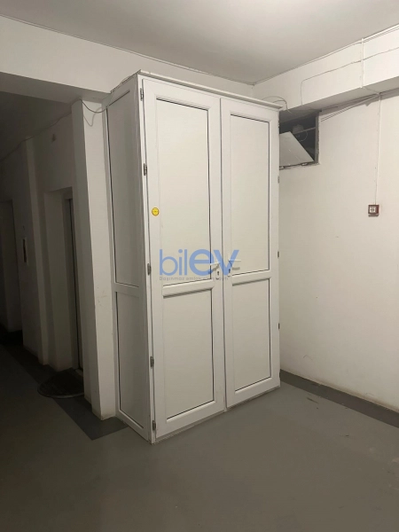 Aylıq Kirayə 2 otaqlı Yeni Tikili bina evi  90m², Bakı
