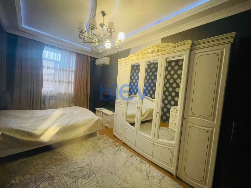 Aylıq Kirayə 2 otaqlı Yeni Tikili bina evi  90m², Bakı