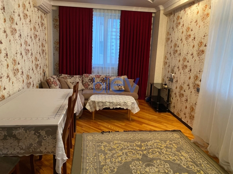 Aylıq Kirayə 2 otaqlı Yeni Tikili bina evi  90m², Bakı