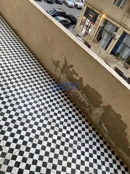 Aylıq Kirayə 2 otaqlı Yeni Tikili bina evi  90m², Bakı