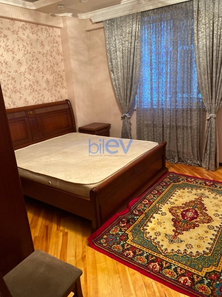 Aylıq Kirayə 2 otaqlı Yeni Tikili bina evi  90m², Bakı
