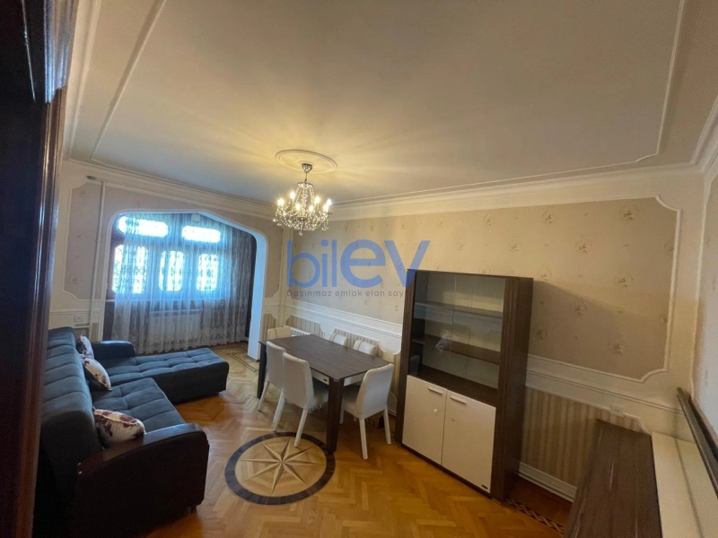 Aylıq Kirayə 4 otaqlı Köhnə Tikili bina evi  90m², Bakı