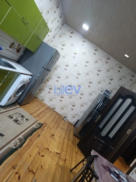 Aylıq Kirayə 4 otaqlı Həyət evi  200m², Bakı