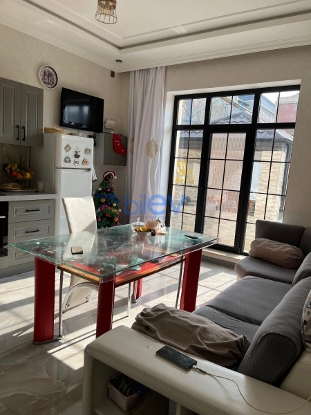 Satış 6 otaqlı Villa  240m², Bakı