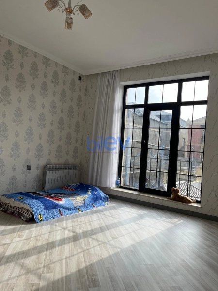 Satış 6 otaqlı Villa  240m², Bakı