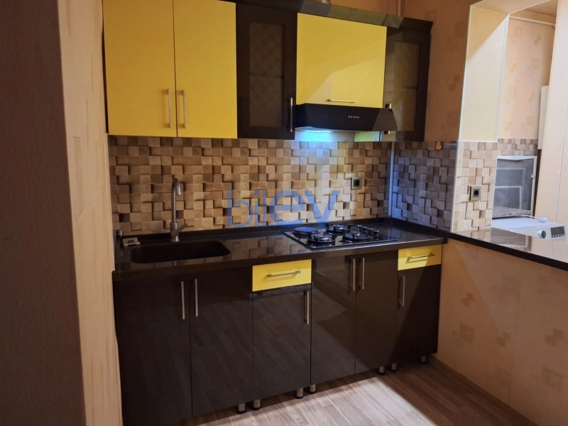Aylıq Kirayə 1 otaqlı Köhnə Tikili bina evi  45m², Bakı