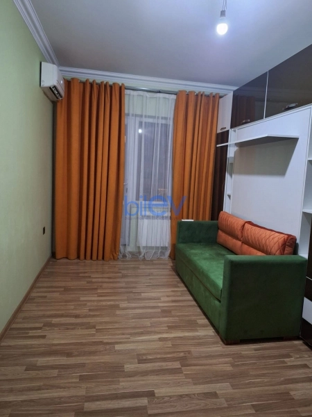 Aylıq Kirayə 1 otaqlı Köhnə Tikili bina evi  45m², Bakı