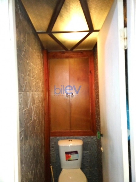 Aylıq Kirayə 2 otaqlı Köhnə Tikili bina evi  61m², Bakı