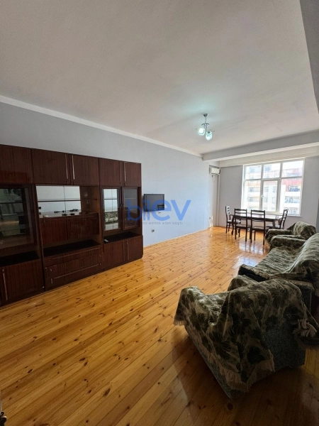 Aylıq Kirayə 2 otaqlı Yeni Tikili bina evi  85m², Bakı