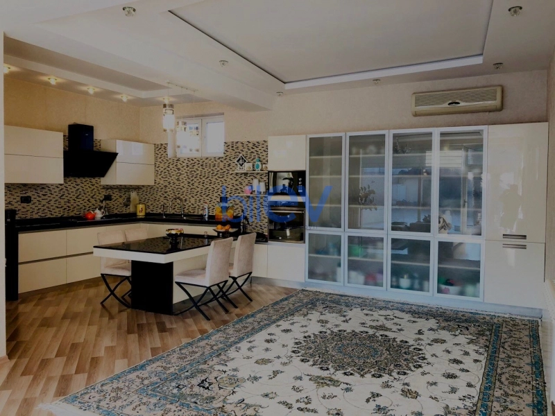 Satış 7 otaqlı Həyət evi  340m², Bakı