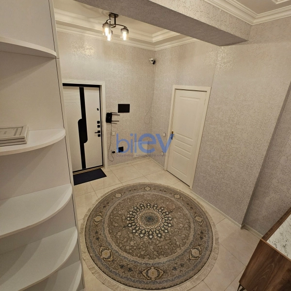 Aylıq Kirayə 2 otaqlı Yeni Tikili bina evi  70m², Bakı