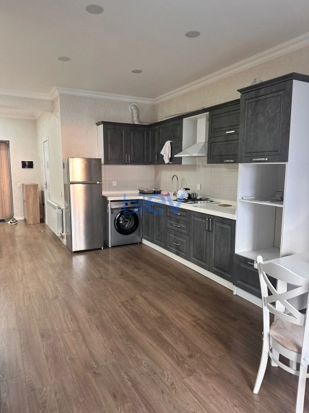 Aylıq Kirayə 2 otaqlı Köhnə Tikili bina evi  70m², Bakı