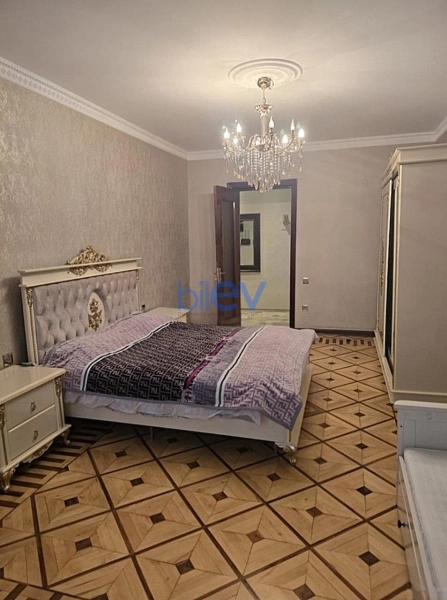 Aylıq Kirayə 3 otaqlı Köhnə Tikili bina evi  110m², Bakı