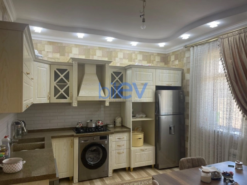 Satış 7 otaqlı Villa  286m², Bakı