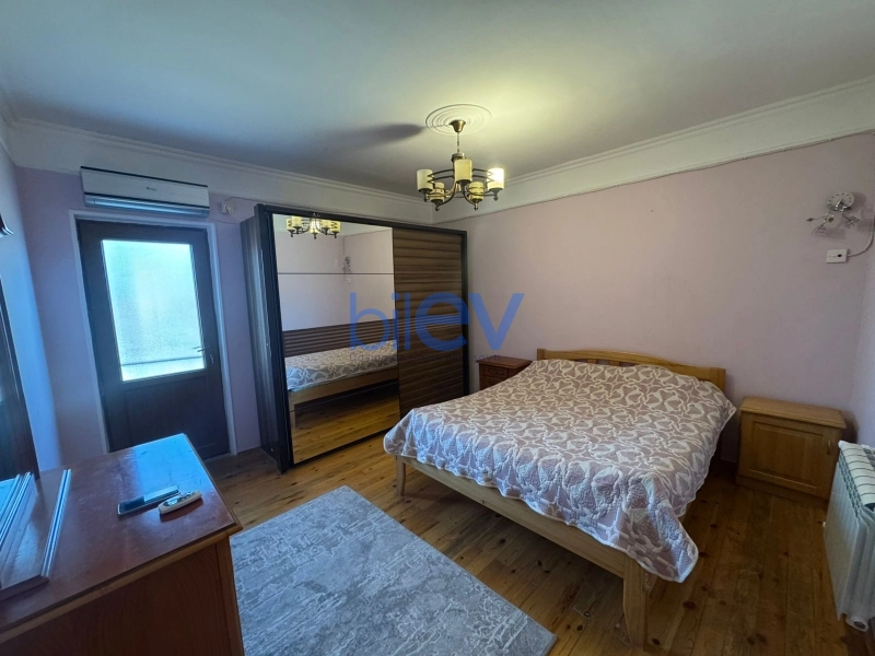 Aylıq Kirayə 4 otaqlı Həyət evi  150m², Bakı
