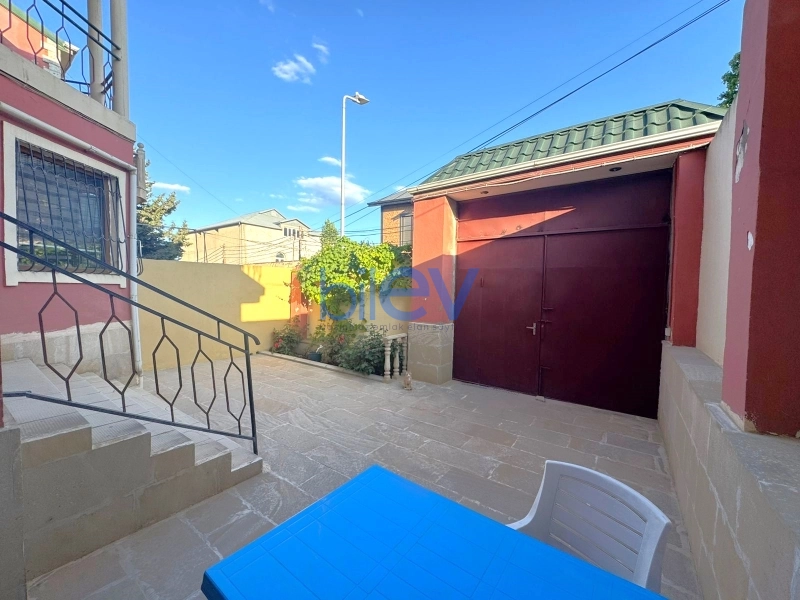 Aylıq Kirayə 4 otaqlı Həyət evi  150m², Bakı