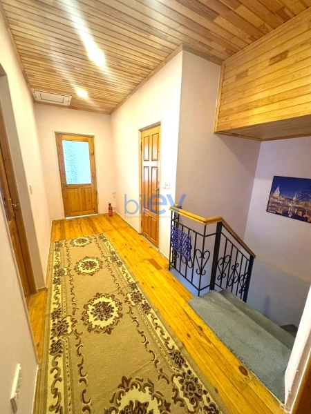 Aylıq Kirayə 4 otaqlı Həyət evi  150m², Bakı