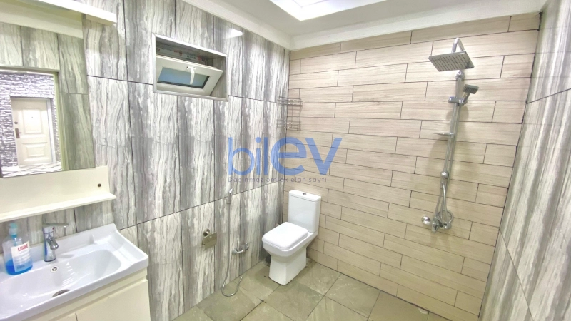 Aylıq Kirayə 3 otaqlı Bağ evi  180m², Bakı