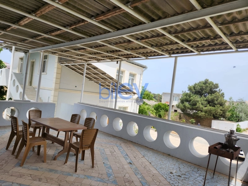 Aylıq Kirayə 5 otaqlı Bağ evi  180m², Bakı