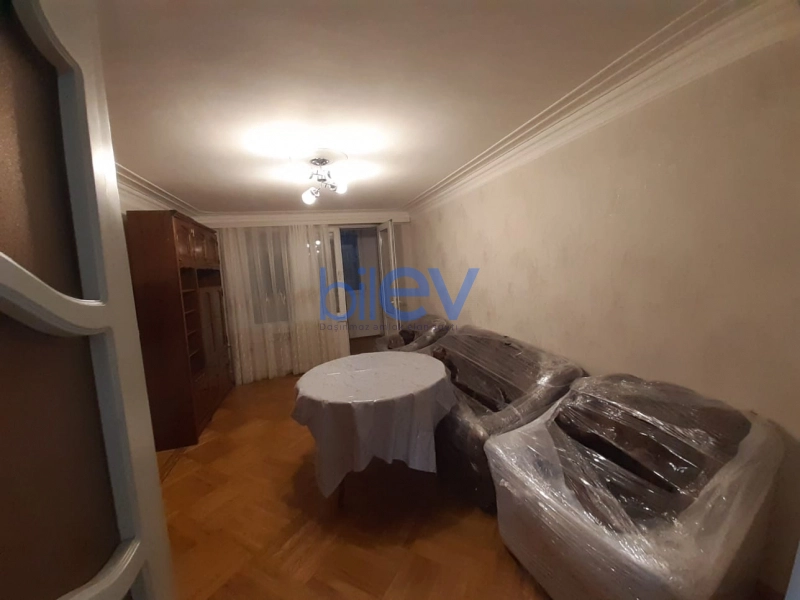 Aylıq Kirayə 3 otaqlı Köhnə Tikili bina evi  70m², Bakı