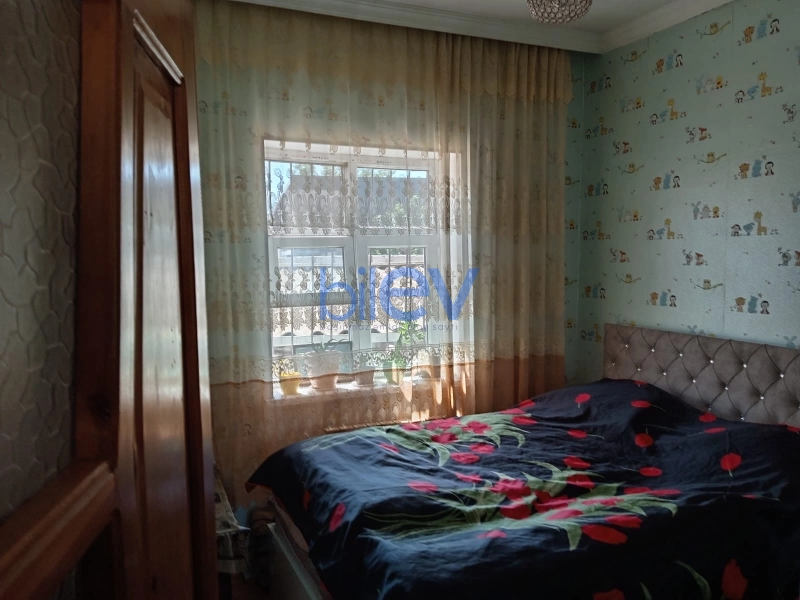 Satış 4 otaqlı Həyət evi  230m², Bakı
