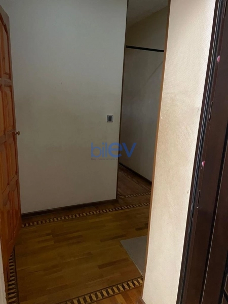Aylıq Kirayə 3 otaqlı Köhnə Tikili bina evi  100m², Bakı
