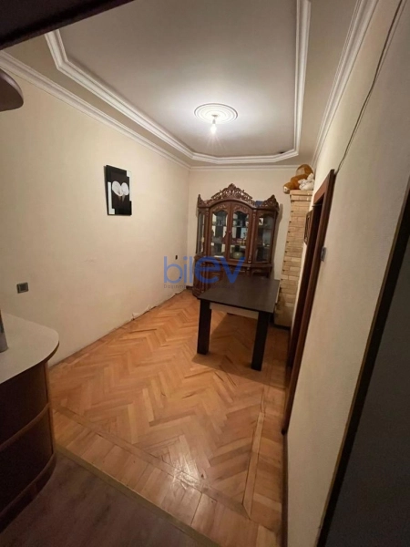Aylıq Kirayə 3 otaqlı Köhnə Tikili bina evi  100m², Bakı
