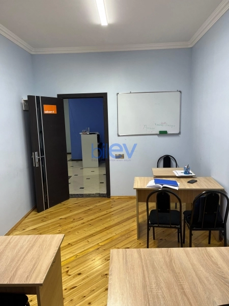 Aylıq Kirayə 5 otaqlı Obyekt  160m², Bakı
