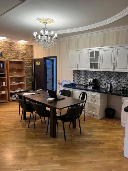 Aylıq Kirayə 5 otaqlı Obyekt  160m², Bakı