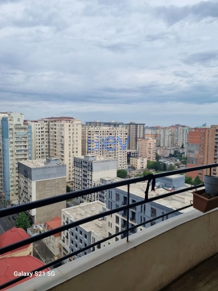 Satış 3 otaqlı Yeni Tikili bina evi  90m², Bakı
