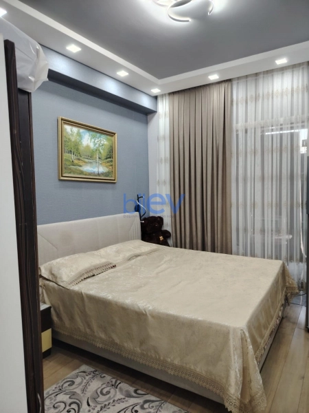 Aylıq Kirayə 2 otaqlı Yeni Tikili bina evi  60m², Bakı